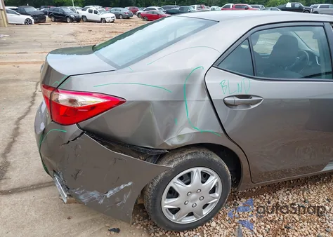 2018 Toyota Corolla Le z USA, uszkodzony, nr VIN 2T1BURHE7JC027284